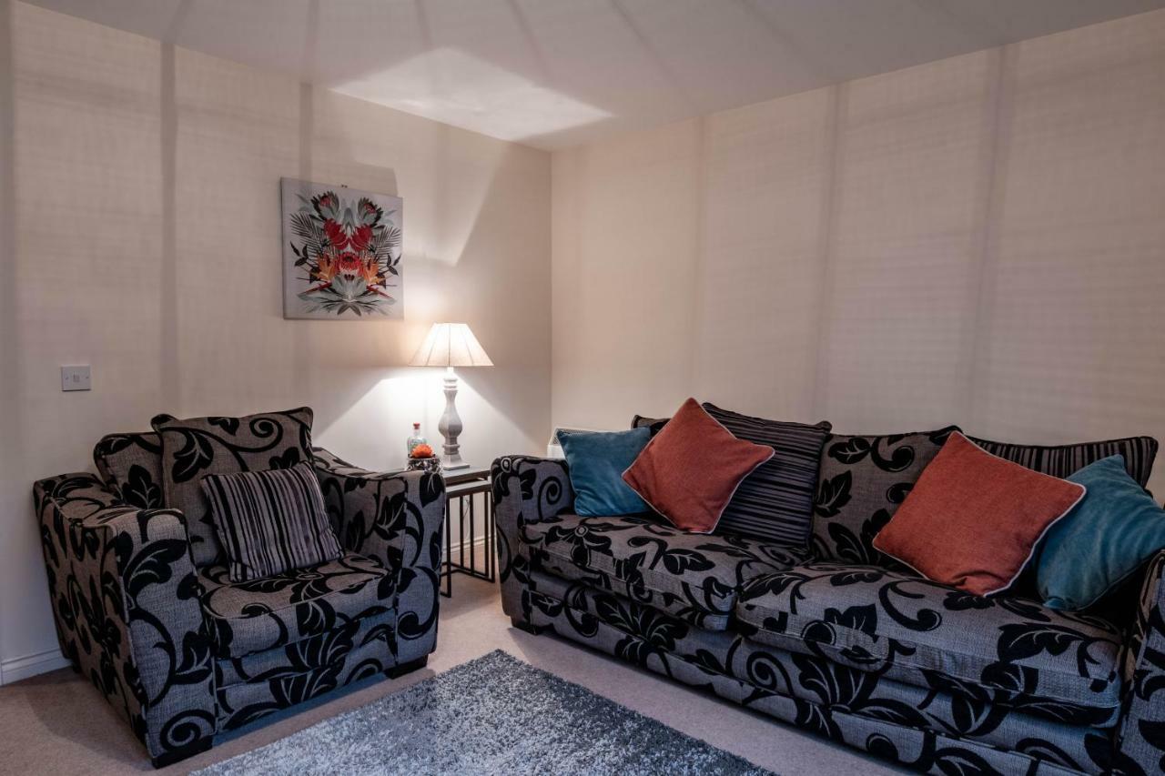 No.3 On The Square Apartment Beauly Exterior photo